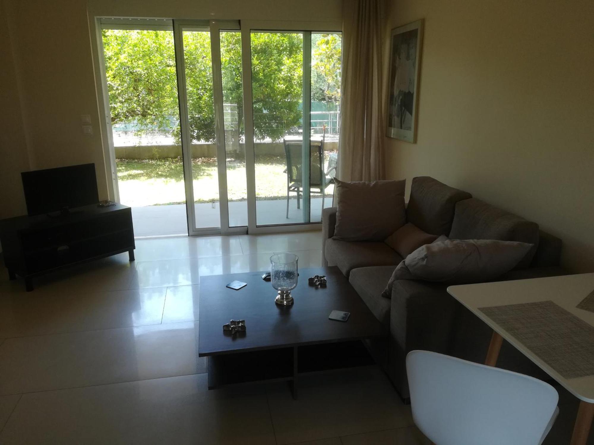 Rose Garden Apartment Kalamata Bagian luar foto
